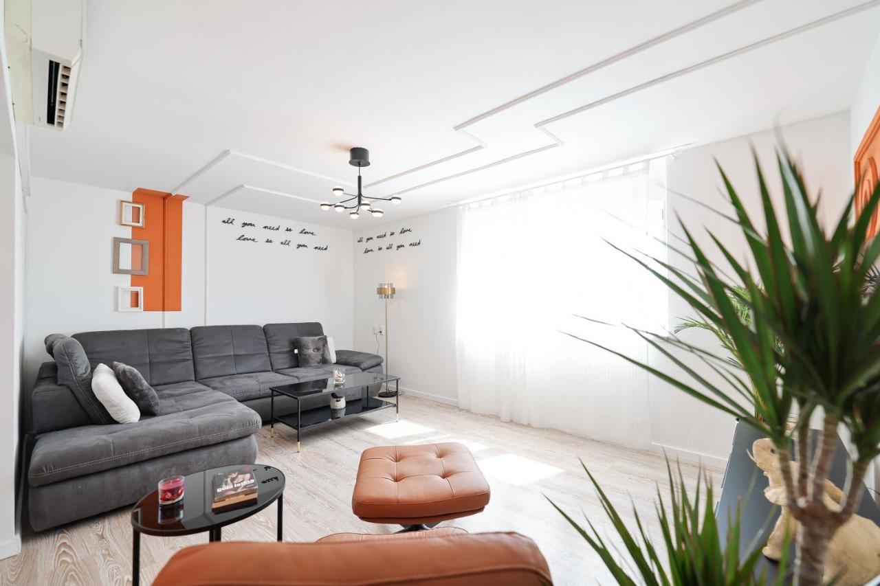 Apartment Days-panoramic City/sea View *